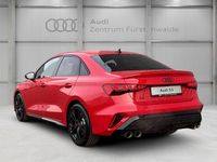 Gebraucht Audi S3 Performance 333 PS (244 kW) 2024 Rot Limousine