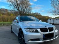 Gebraucht BMW 320 150 PS (110 kW) 2007 Grau Kombi
