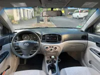 Gebraucht Hyundai Accent 96 PS (70 kW) 2007 Silber Limousine