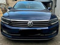 Gebraucht VW Passat 190 PS (139 kW) 2019 Blau Kombi