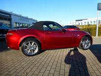 Neu Mazda MX5 Exclusive-Line 132 PS (97 kW) 2026 Rot Cabrio