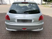 Gebraucht Peugeot 206 90 PS (66 kW) 2006 Silber Kleinwagen