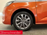 Gebraucht VW Multivan Pro 150 PS (110 kW) 2022 Silber Van / Kleinbus