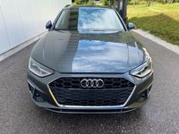 Gebraucht Audi A4 S-Line 163 PS (119 kW) 2023 Grau Kombi