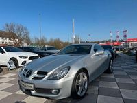 Gebraucht Mercedes SLK300 231 PS (169 kW) 2010 Iridiumsilber Cabrio