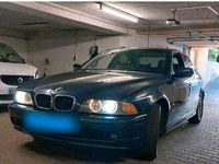 Gebraucht BMW 525 192 PS (141 kW) 2002 Blau Limousine