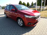 Gebraucht Dacia Sandero Comfort Plus 91 PS (66 kW) 2022 Rot Kleinwagen