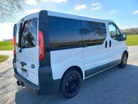 Second-hand Renault Trafic 90 CP (66 kW) 2011 Alb Monovolum