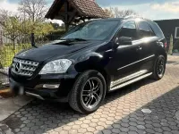Gebraucht Mercedes ML300 204 PS (150 kW) 2010 Schwarz SUV