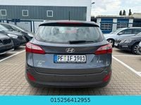 Gebraucht Hyundai i30 110 PS (80 kW) 2015 Grau Limousine