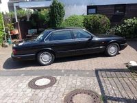 Gebraucht Jaguar XJ8 237 PS (174 kW) 1998 Schwarz metallic Limousine