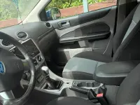 Gebraucht Ford Focus 100 PS (73 kW) 2010 Blau Limousine