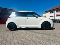 gebraucht Suzuki Swift 1.3 L Benzin mit Navigation 68 KW