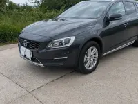 Gebraucht Volvo V60 CC 150 PS (110 kW) 2018 Grau Kombi