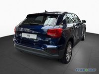 Neu Audi Q2 Comfort 150 PS (110 kW) 2025 Blau (navarrablau metallic) SUV