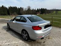 Gebraucht BMW 220 Sport Line 190 PS (139 kW) 2016 Silber Coupé