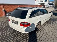 Gebraucht Mercedes E280 190 PS (139 kW) 2007 Schwarz Kombi