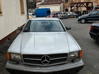 Gebraucht Mercedes 560 300 PS (220 kW) 1987 Silber Coupé