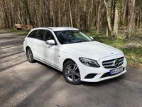 Gebraucht Mercedes C300e 211 PS (155 kW) 2020 Weiß Kombi