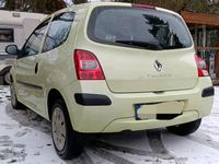 Gebraucht Renault Twingo 58 PS (42 kW) 2008 Gelb Kleinwagen