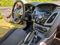 gebraucht Ford Focus 1,6 EcoBoost 110kW Titanium Limousine