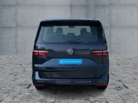 Gebraucht VW T7 150 PS (110 kW) 2024 Blau (starlight blue metallic) Van