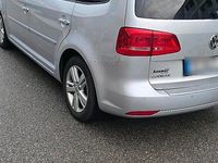 Gebraucht VW Touran 140 PS (102 kW) 2012 Silber Van / Kleinbus