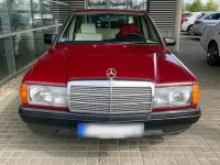 Gebraucht Mercedes 190 122 PS (89 kW) 1985 Rot Limousine