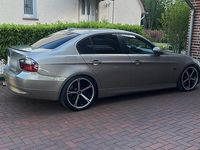 Gebraucht BMW 325 218 PS (160 kW) 2008 Braun Limousine