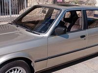 Gebraucht BMW 318 109 PS (80 kW) 1985 Beige Limousine