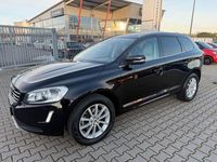Gebraucht Volvo XC60 Summum 150 PS (110 kW) 2017 Black solid "stone" / solid SUV