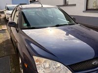 Gebraucht Ford Mondeo 145 PS (106 kW) 2002 Blau Limousine