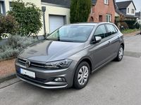 Gebraucht VW Polo Comfortline 75 PS (55 kW) 2018 Grau Limousine