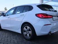 Gebraucht BMW 118 Advantage 136 PS (100 kW) 2023 Alpinweiß uni Kleinwagen