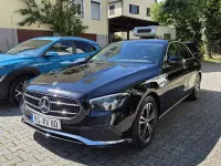 Gebraucht Mercedes E220 Avantgarde 200 PS (147 kW) 2023 Schwarz Limousine