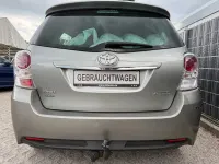 Gebraucht Toyota Verso Life 124 PS (91 kW) 2013 Silber Van / Kleinbus