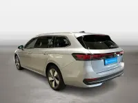 Gebraucht VW Passat Business 150 PS (110 kW) 2025 Oyster silver Kombi
