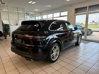Gebraucht Porsche Cayenne 462 PS (339 kW) 2022 Schwarz SUV