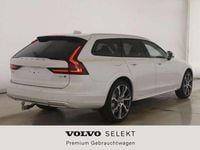 Gebraucht Volvo V90 CC Ultimate 197 PS (144 kW) 2023 Crystal white / metallic Kombi