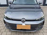 Second-hand VW Passat 150 CP (110 kW) 2025 Gri Break