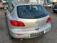 Używany Mazda 3 105 KM (77 kW) 2005 Srebrny Sedan/Limuzyna