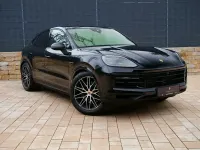 Gebraucht Porsche Cayenne E-Hybrid Coupe 470 PS (345 kW) 2024 Schwarz SUV