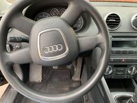 gebraucht Audi A3 Sportback 1.6 Ambiente Ambiente