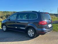 Gebraucht VW Sharan Life 140 PS (102 kW) 2014 Blau Van / Kleinbus