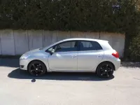 Gebraucht Toyota Auris Life 90 PS (66 kW) 2009 Silber Kleinwagen