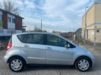Gebraucht Mercedes A160 95 PS (69 kW) 2011 Silber Limousine