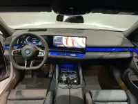 Gebraucht BMW i5 M Sport 289 kW (394 PS) 2025 Weiß Kombi
