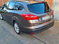 Gebraucht Ford Focus Titanium 120 PS (88 kW) 2017 Braun Kombi