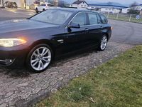 Gebraucht BMW 530 258 PS (189 kW) 2011 Blau Kombi