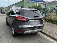 Gebraucht Ford Kuga 120 PS (88 kW) 2016 Grau SUV